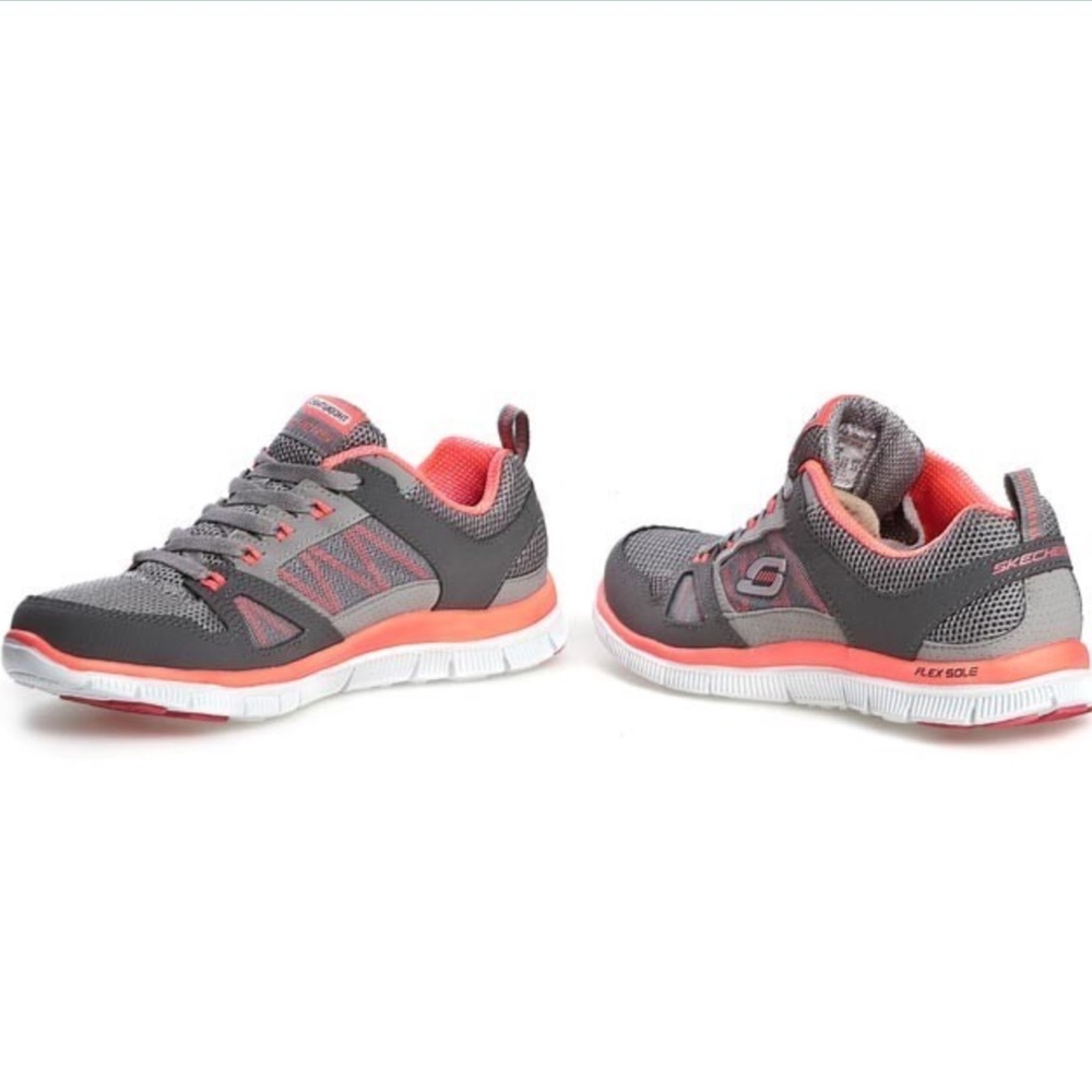 skechers flex sole trainers